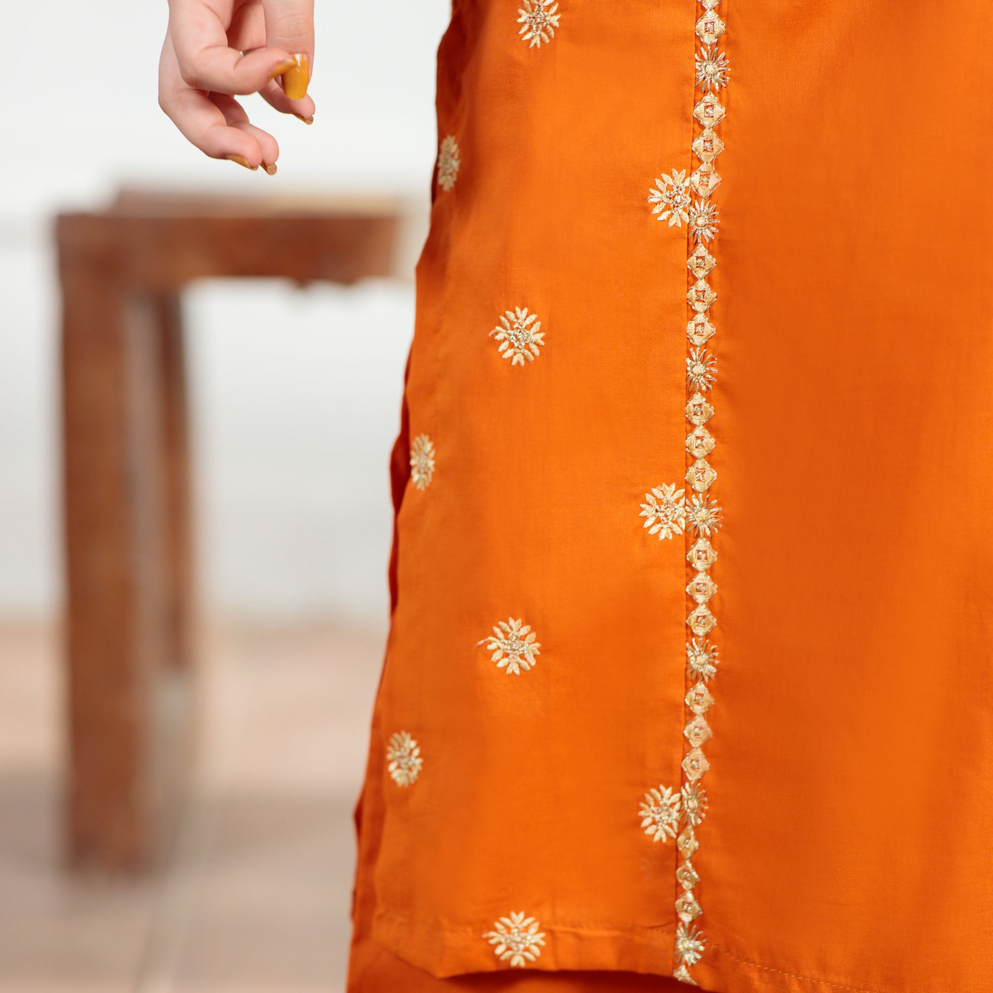 Golden Thread Orange Suit – cocobee