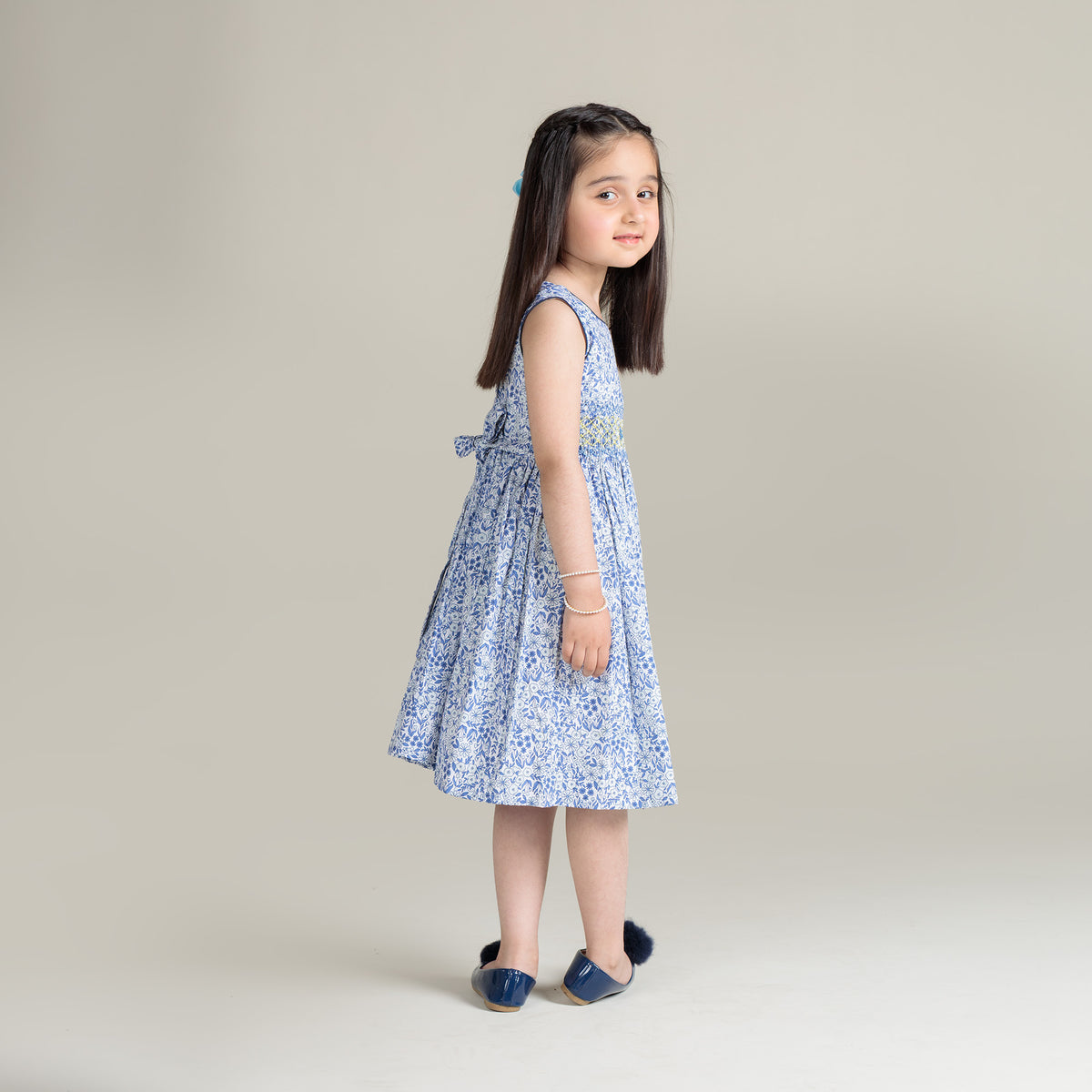 Blue Meadow Smocked Frock – cocobee