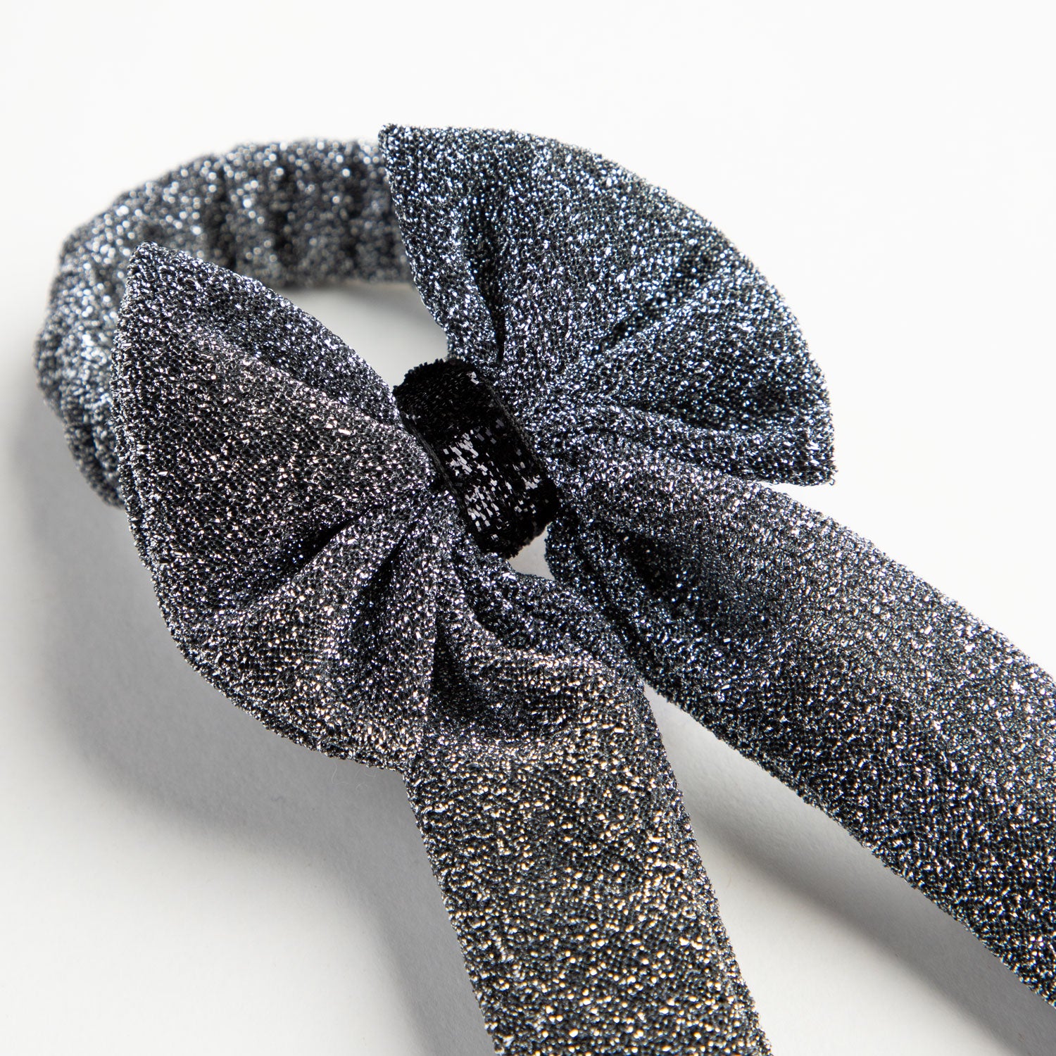 Bow sequined scrunches